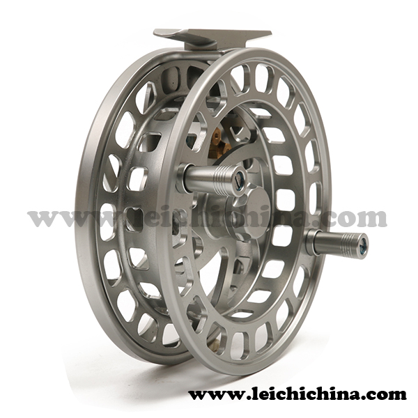 fly reel 