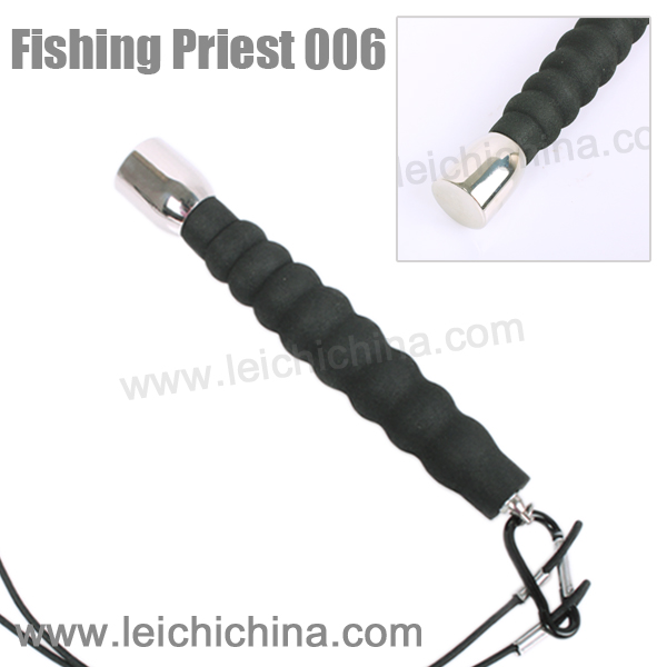 fishing priest 006
