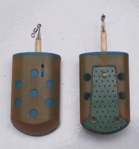 carp fishing maggot feeder B003